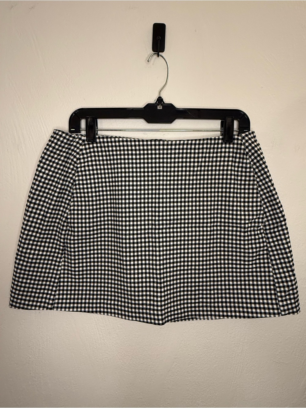 Urban Outfitters Black & White Gingham Mini Skirt
